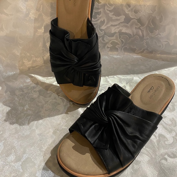 Clarks Black Leather Women's Sandals Size 9M - Picture 2 of 8